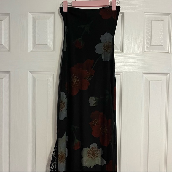 Tiger Mist Theo Floral Maxi Dress NWT - Picture 3 of 9